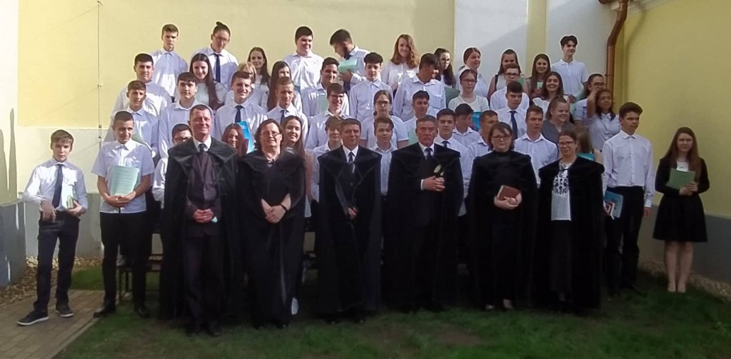 Konfirmációi Istentisztelet 10